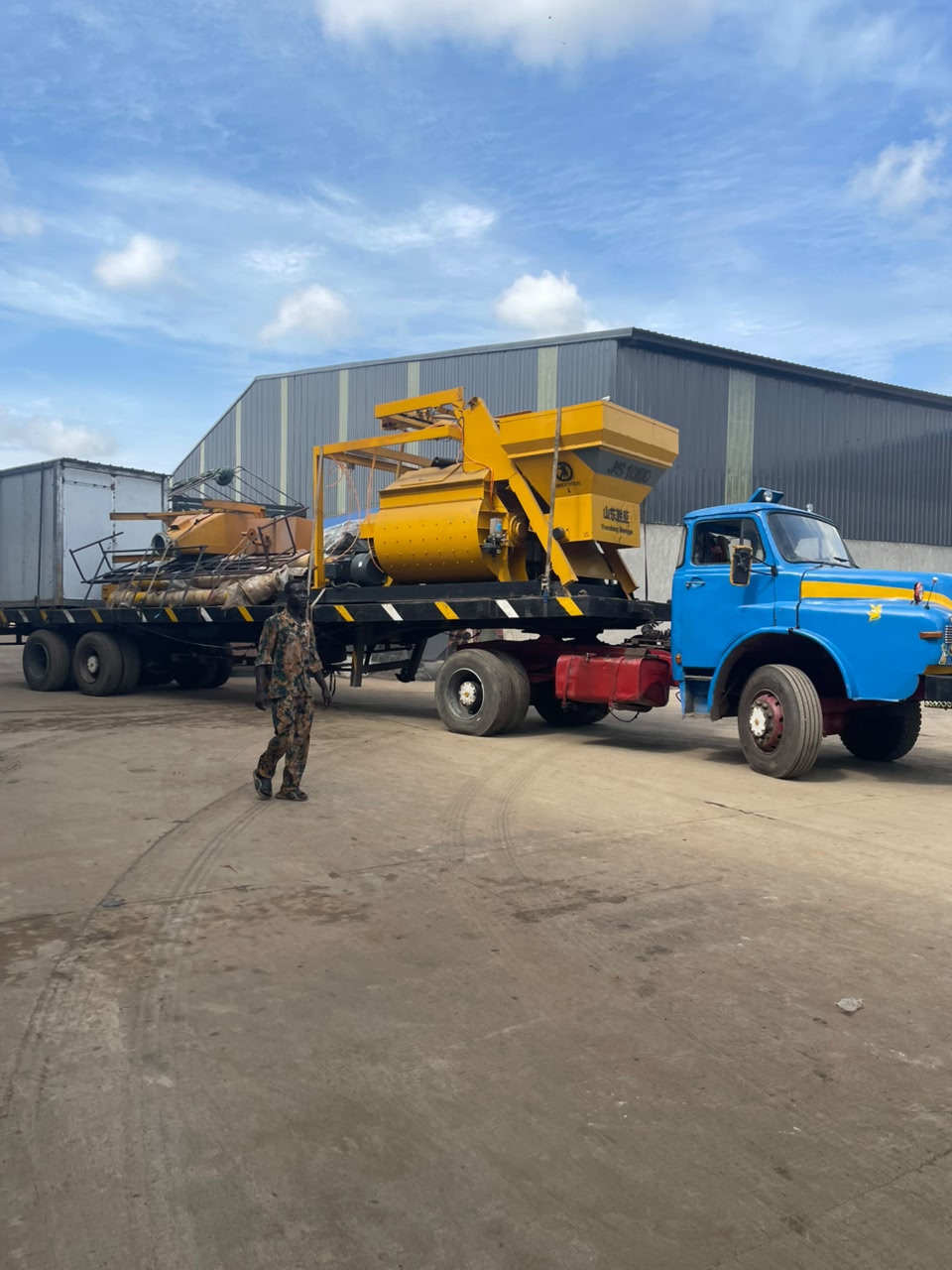 JS1000 mixer delivery